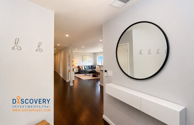 Photo - Centrally Located Mid-Century Contemporary Home