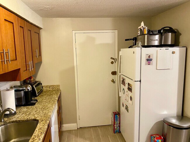 Photo - 290 Corey Rd Unidad 24