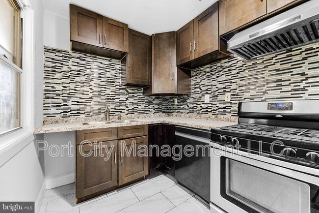 Photo - 215 Cleveland Ave