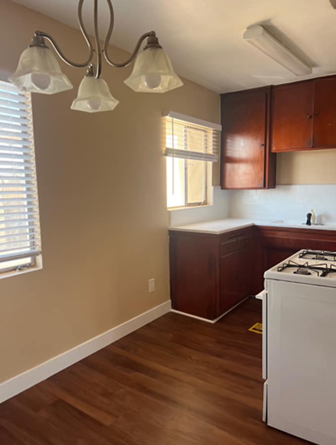5919-5925 Crenshaw Blvd. Los Angeles, CA 9... - 5919-5925 Crenshaw Blvd. Los Angeles, CA 9... Apartamento Unidad 20