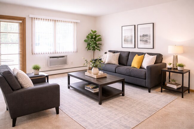 Oak Park Apartment Homes