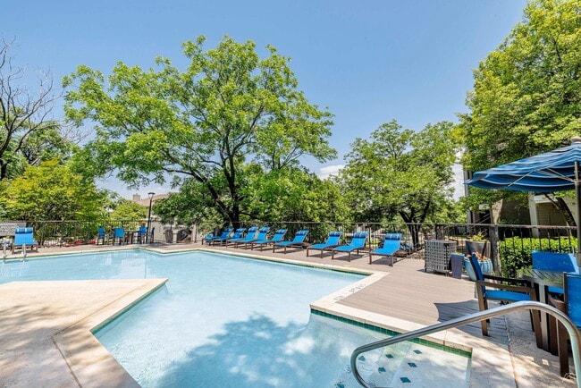 Building Photo - The Park at Walnut Creek