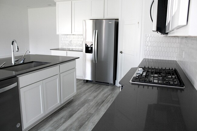 Building Photo - 15212 Tattle Crk Ln