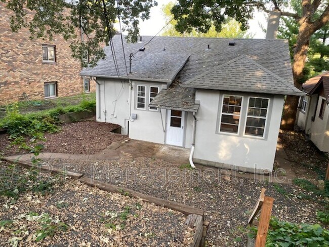 Photo - 3416 Girard Ave S