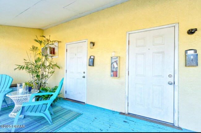 Building Photo - 421 N Peninsula Dr Rental