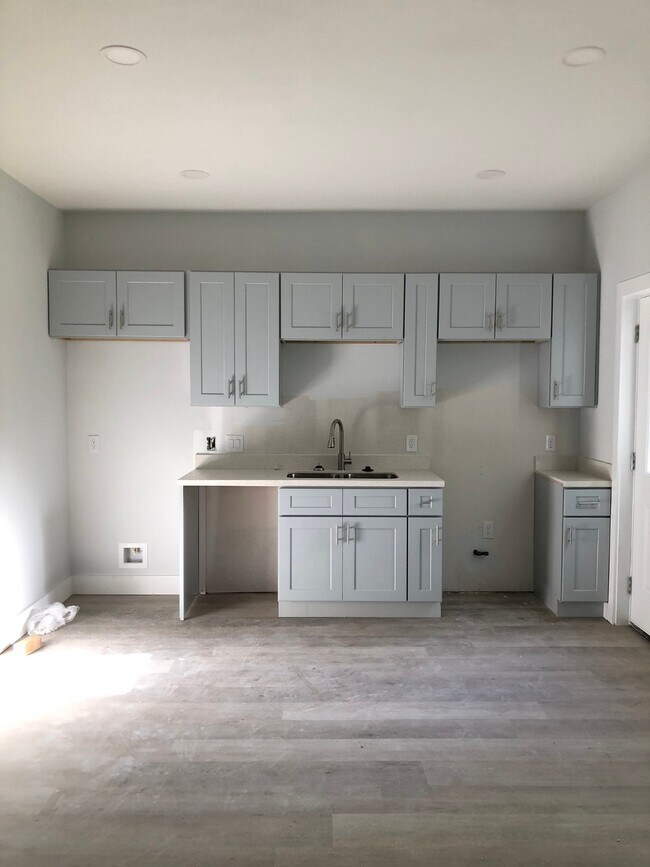 Building Photo - 3535 Alderfer St Unit A or B