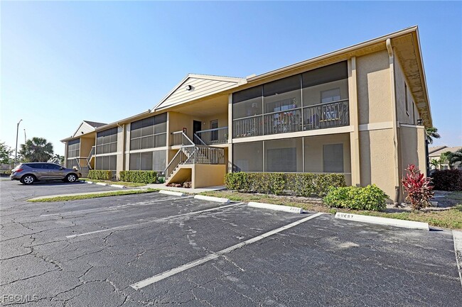Building Photo - 5329 Summerlin Rd Unit 2915 Rental