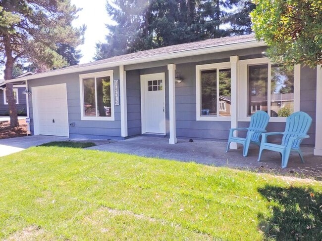 Photo - Immaculate N Tacoma 3bdr 2bath with full size W/D