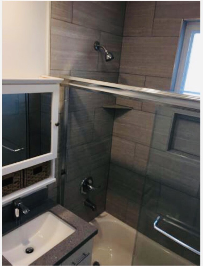 Photo - 655 Westminster Ave