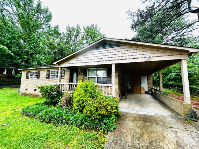 Photo - 1013 Double Oak Rd House