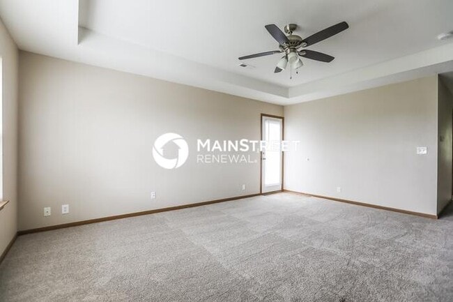 Photo - 3 Bedroom Pet-Friendly Home in Pleasant Hi...