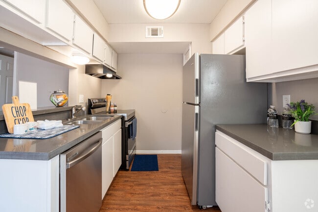 Interior Photo - Lake Houston Pines