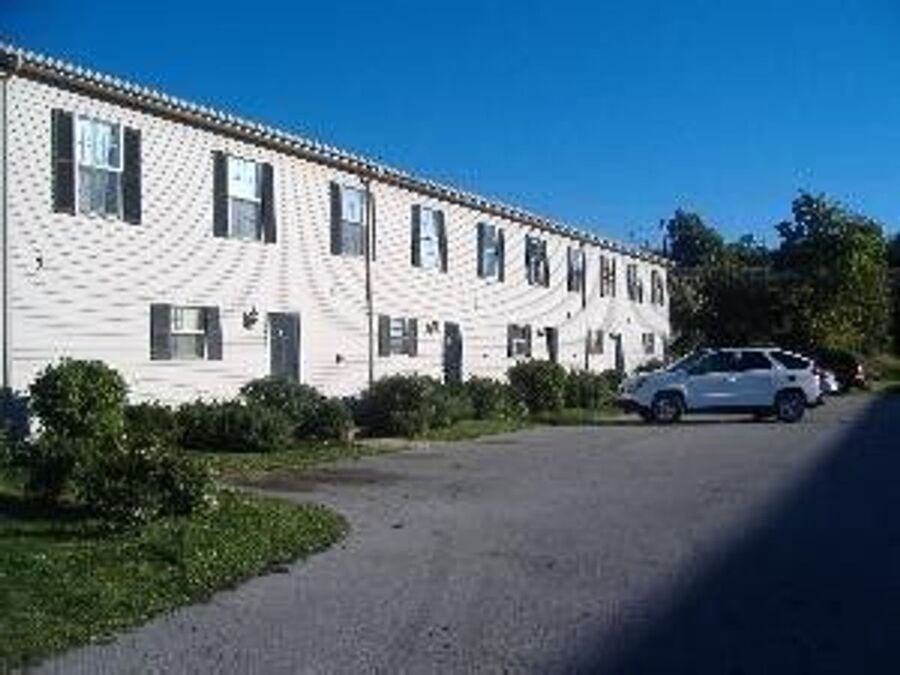Photo - 921 Altamont Ct