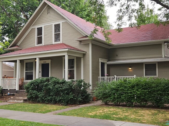 Building Photo - 318-320 W Myrtle Unit 320 #201