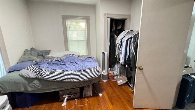 Photo - 17 Antwerp St Unit 1