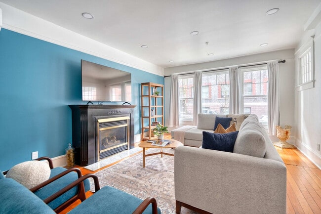 Photo - 18 NW 22nd Pl Unit ID1309857P