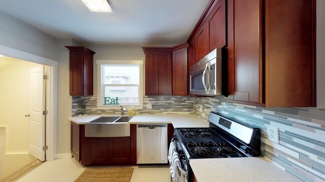 Photo - 4320 SE Holgate Blvd