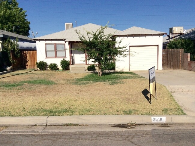 Building Photo - 2516 Ashby St