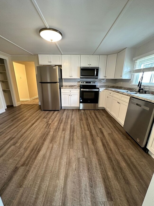 Photo - 1413 E Caracas Ave