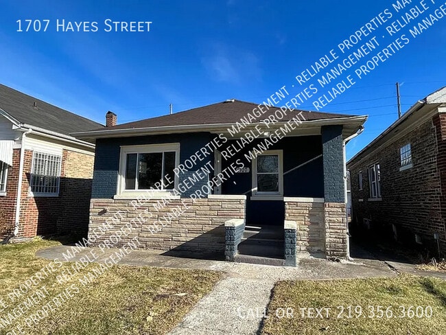Building Photo - 1707 Hayes St