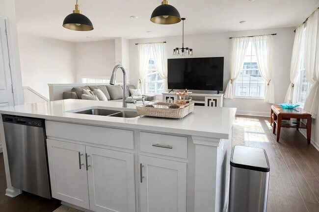 Photo - 49773 Lantern Wy