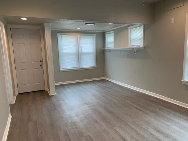 Photo - 832 S. Moffett Ave -609 w 9th Unit 832 S Moffet Ave