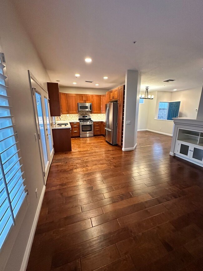 Beautiful 4 Bedrooms, 2 1/4 Bath home in t... House Rental in