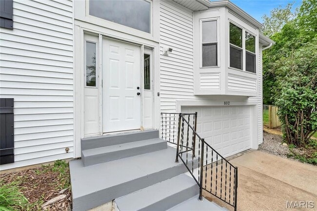 Photo - 802 Notre Dame Dr