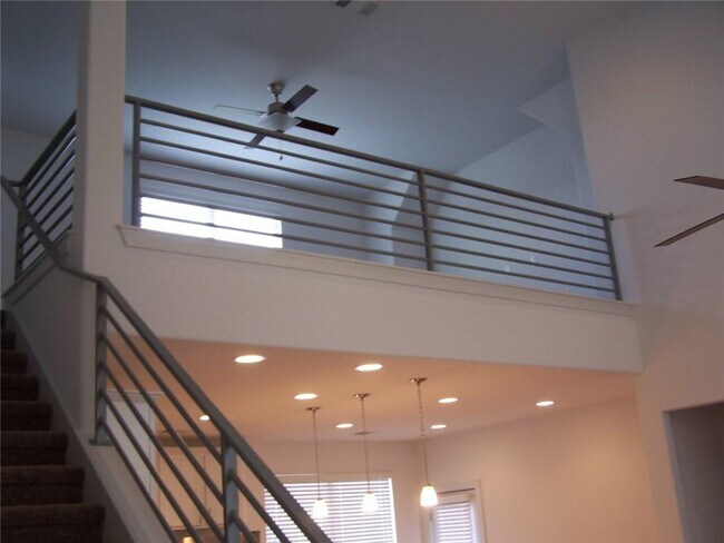 Photo - 2214 Capulet St