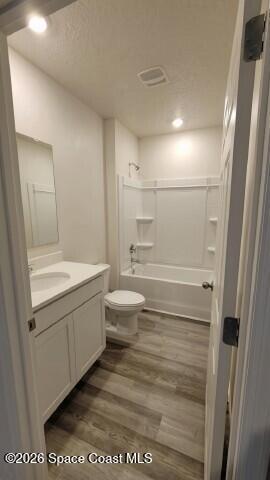 Photo - 591 Mimosa St SW