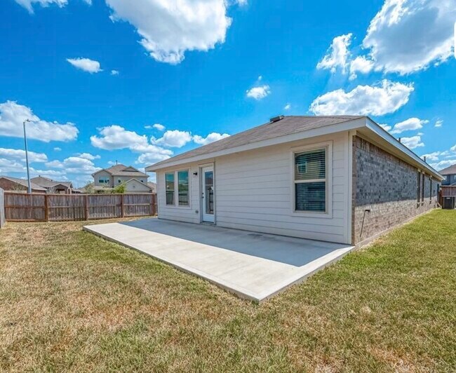 Photo - 27002 Euphonia Grn Ln