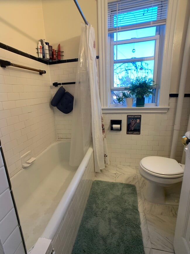 Photo - 70 Strathmore Rd Unit 10A