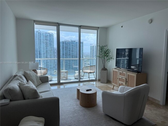 Building Photo - 55 SE 6th St Unit 3600 Rental