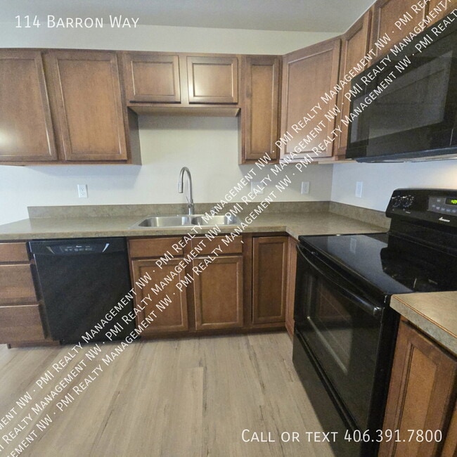 Photo - 114 Barron Way