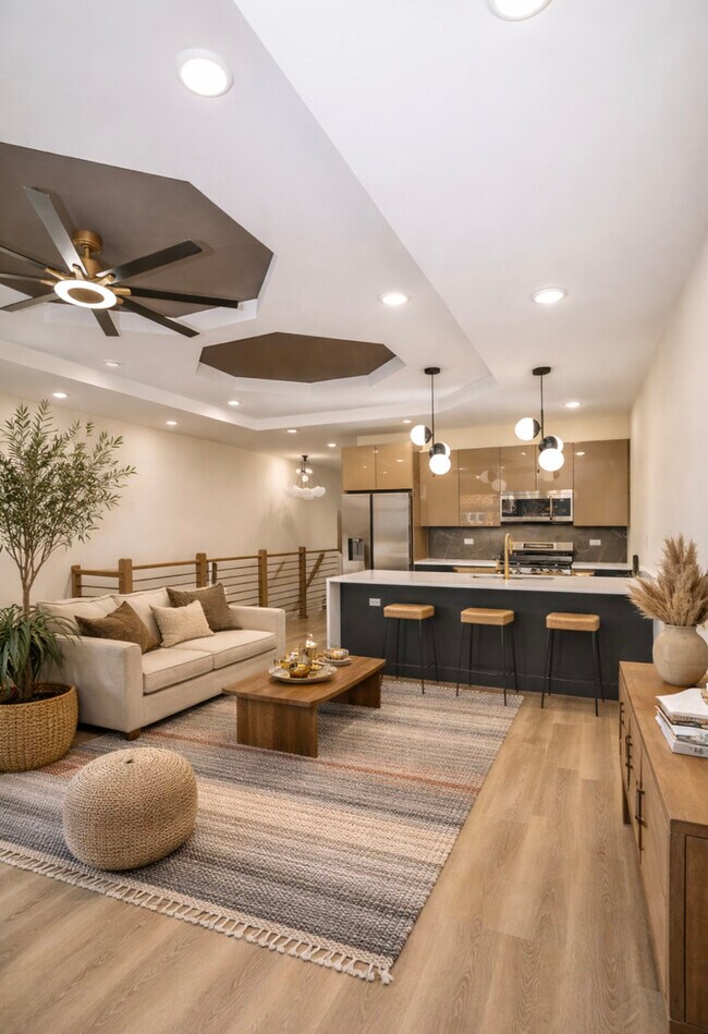 Photo - 5637 S Prairie Ave Unit 2