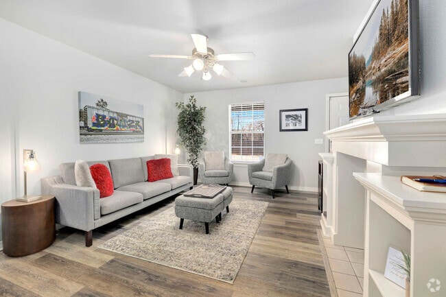Building Photo - 1222 N Iron Horse Dr Rental