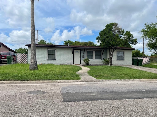 Building Photo - 1604 Yale Ave Rental