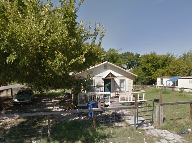 Photo - 6100 Kasper St