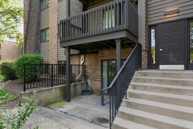 1420 Stonebridge Cir Unit N-3