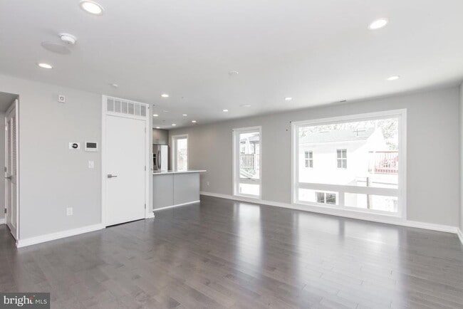 Photo - 712 S Sartain St Unit 4