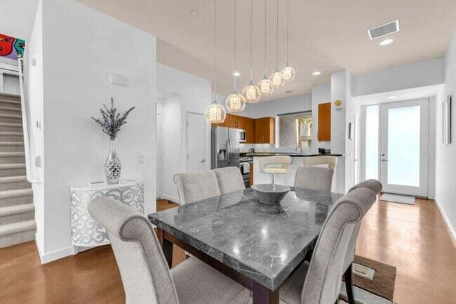 3563 Penny Ln