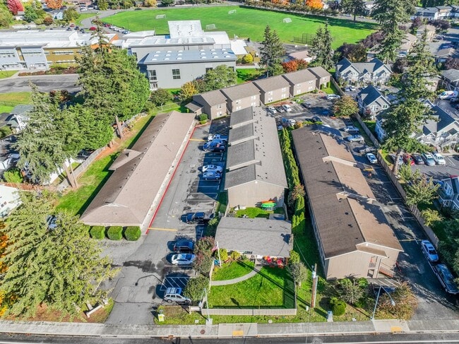 Photo - Glacier Park Apartments