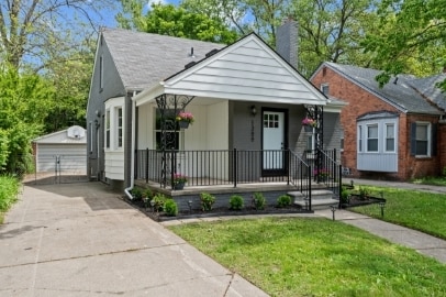 Photo - 1388 Vernier Rd