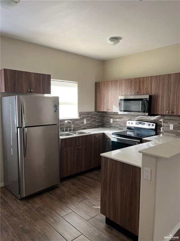 Photo - 11 Hawthorne Ave Unidad 2