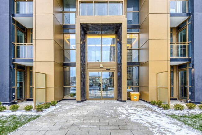 Photo - 2333-2333 Khalsa Gate