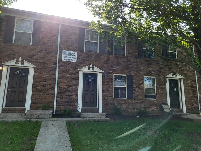Photo - 1103 Blackberry Ln Townhome