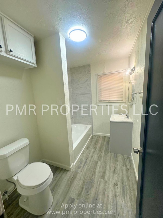 Photo - 3 Bedrooms / 1 Bathroom House