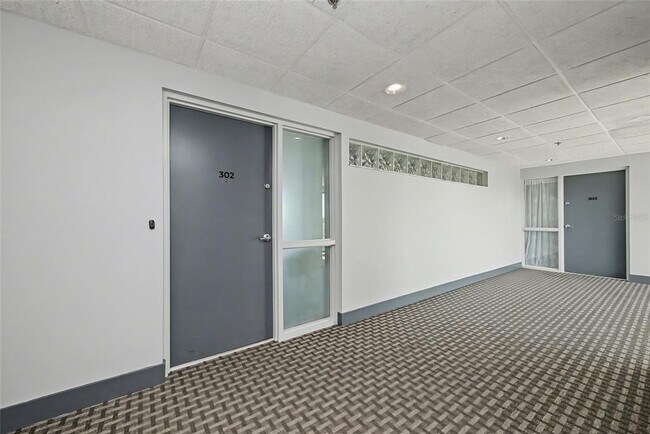 Photo - 5408 Eagles Point Cir Unit 302