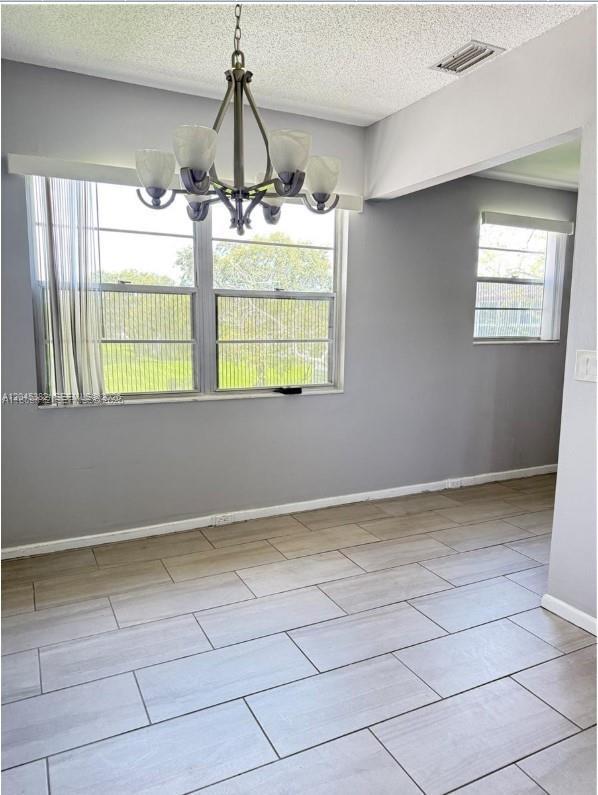 Photo - 165 Fanshaw D Unit 165