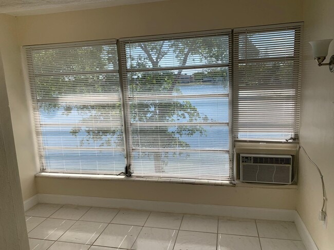 Photo - 19080 NE 3rd Ct